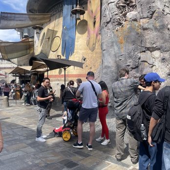 Oga's Cantina at the Disneyland Resort - The Stand-By Line - Lounges Near Me - Anaheim, California Oga's Cantina at the Disneyland Resort - The Stand-By Line - Lounges Near Me - Anaheim, California