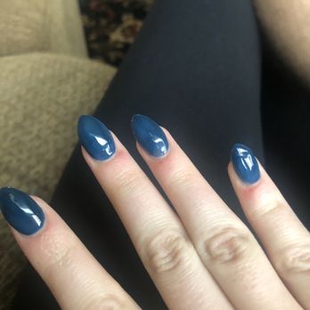 Ryan's Nails - Uneven polish - Nail Salons Near Me - Syracuse, New York