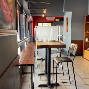 Rangoon Burmese Kitchen - Seating - Burmese Near Me - Honolulu, Hawaii Rangoon Burmese Kitchen - Seating - Burmese Near Me - Honolulu, Hawaii