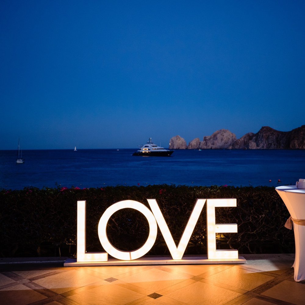 Cabo Linens Things And More - Love sign CLTAM at Casa Dorada 5/17/19 - Wedding Planning Near Me - Los Cabos, BCS