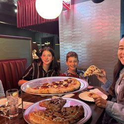 Bud’s Pizza & Beer