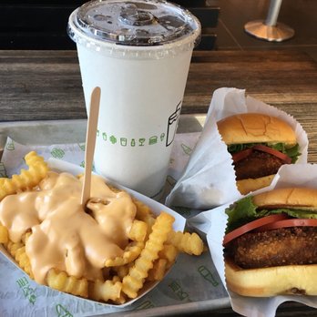 Shake Shack Seaport - Burgers Near Me - Boston, Massachusetts Shake Shack Seaport - Burgers Near Me - Boston, Massachusetts