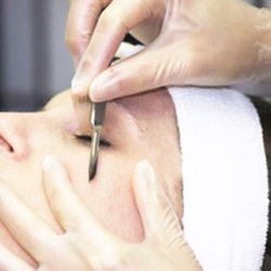 Pro Skin Studio - Dermaplaning removes dead skin cells, along with fine hairs, resulting in healthier, brighter, flawless skin.