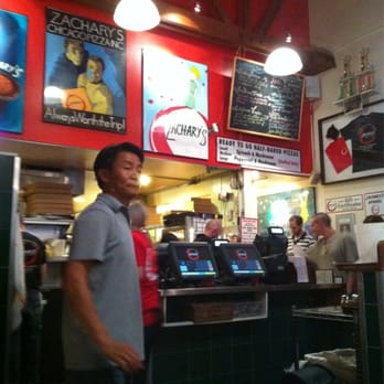 Zachary's Chicago Pizza - Pizza Near Me - Berkeley, California Zachary's Chicago Pizza - Pizza Near Me - Berkeley, California
