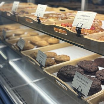 Dudley's Bakery - Cookies,pastries - Delis Near Me - Santa Ysabel, California