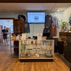 Move that they have merch available!