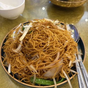 Pearl Bay Manor - Soy Sauce Chow Mein. Good flavor! - Dim Sum Near Me - Dublin, California