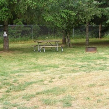 Hoodoo's Dexter Shores RV Park - tent "site" - RV Parks Near Me - Dexter, Oregon Hoodoo's Dexter Shores RV Park - tent "site" - RV Parks Near Me - Dexter, Oregon