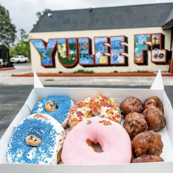 Southern Blend Yulee - a box of doughnuts - Breakfast & Brunch Near Me - Yulee, Florida