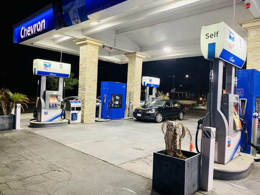 TRUE ZERO BURBANK Updated July 2024 12 Photos 800 N Hollywood