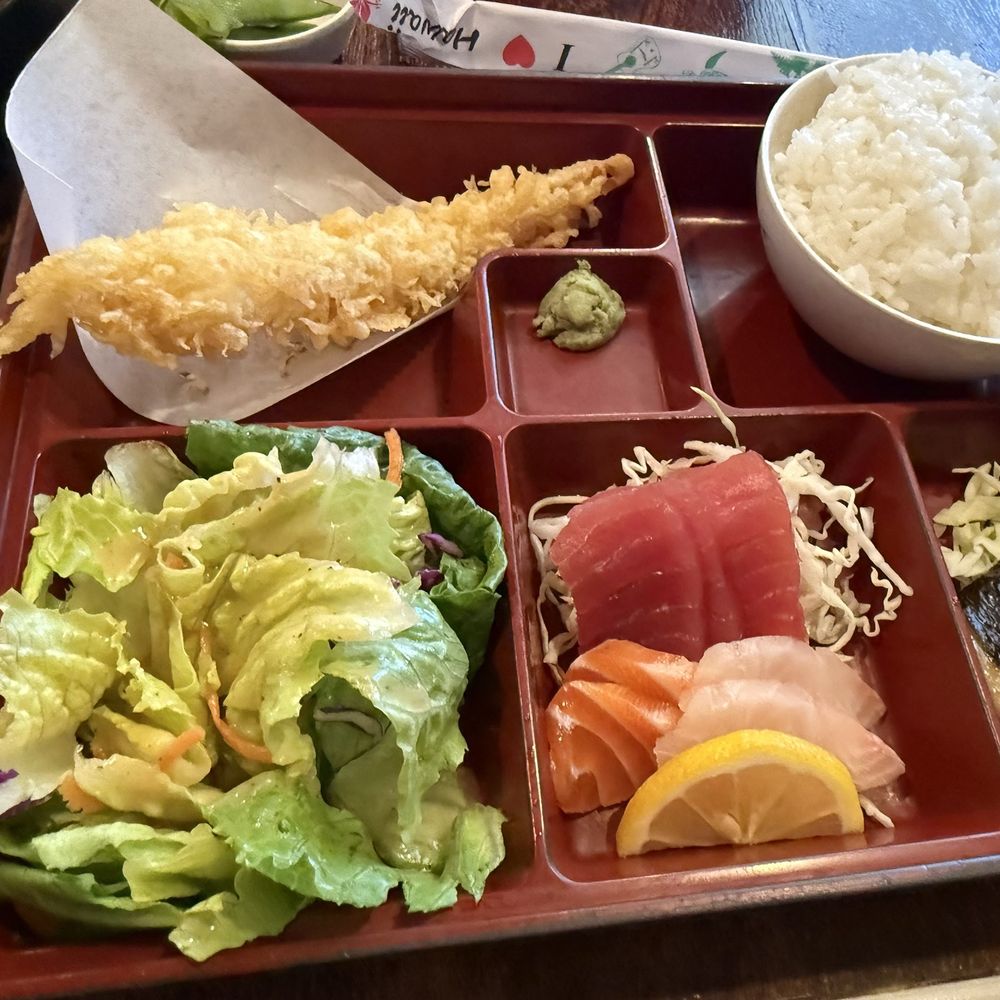 Kikuya - Lunch combo sashimi and butterfish - Japanese Near Me - Honolulu, Hawaii