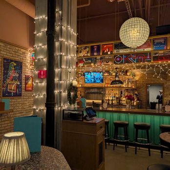 Electric Shuffle - Interior - Cocktail Bars Near Me - Chicago, Illinois