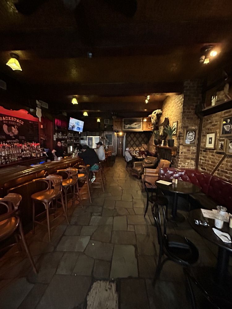 Backspace Bar & Kitchen
