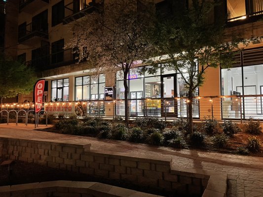 The Austinite Market - Harmon Ave by null