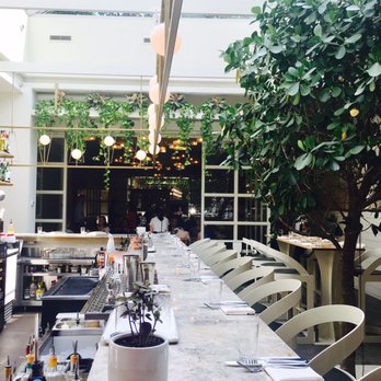 Perles et Paddock - Cocktail Bars Near Me - Montreal, Quebec