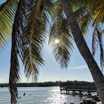 Sombrero Beach - Stunning view...only at the keys! Sombrero Beach, Marathon - Swimming Pools Near Me - Marathon, Florida Sombrero Beach - Stunning view...only at the keys! Sombrero Beach, Marathon - Swimming Pools Near Me - Marathon, Florida