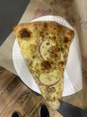 HOTLIPS Pizza - Pearl by null