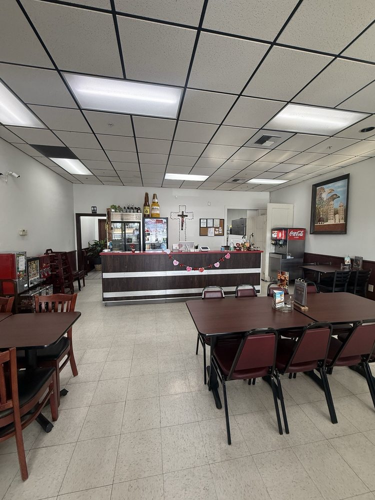 Las 3 Aguilas Mexican Restaurant
