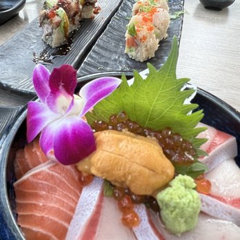 Toyosu - HOKKAIDO DON - $35 - Japanese Uni, Ikura, Salmon, and Hamachi over Sushi Rice. - Sushi Bars Near Me - Walnut Creek, California Toyosu - HOKKAIDO DON - $35 - Japanese Uni, Ikura, Salmon, and Hamachi over Sushi Rice. - Sushi Bars Near Me - Walnut Creek, California