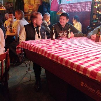 Tingkroen - Bingo Friday ay Tingkroen - Dive Bars Near Me - Copenhagen, 84