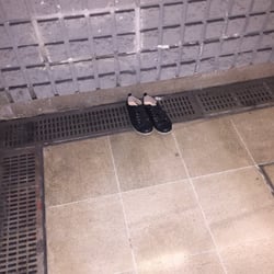 Sondrio M3 - Shoes in metro.