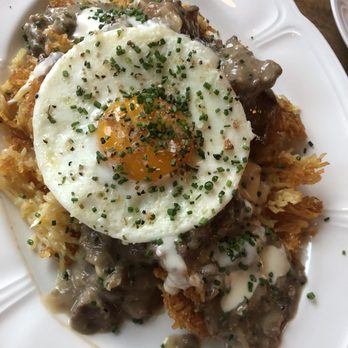 Au Cheval - Crispy Potato Hash - Bars Near Me - Chicago, Illinois Au Cheval - Crispy Potato Hash - Bars Near Me - Chicago, Illinois