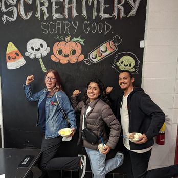 Long Beach Creamery - Ice Cream & Frozen Yogurt Near Me - Long Beach, California