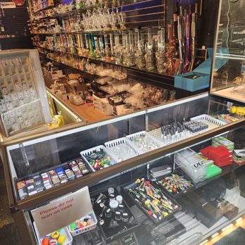 ELITE SMOKE AND VAPE - Updated June 2026 - 35 Photos - 4453 Commerce Dr,  Murray, Utah - Tobacco Shops - Phone Number