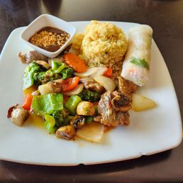 Vietnamese Fresh Spring Rolls