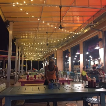 LuLu's Destin - Seafood Near Me - Destin, Florida