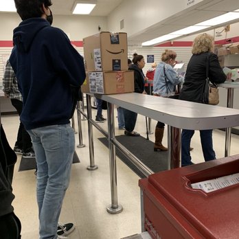 US Post Office - 1/10/23 This is how it looks like at 4:48 pm - Post Offices Near Me - Lakewood, California