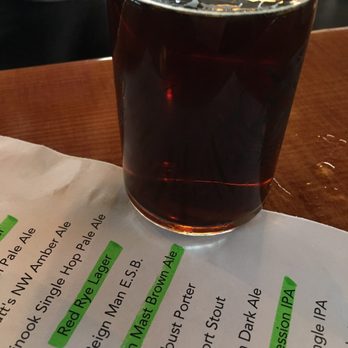 7 Seas Brewing - Broken Mast Brown Ale - Breweries Near Me - Tacoma, Washington