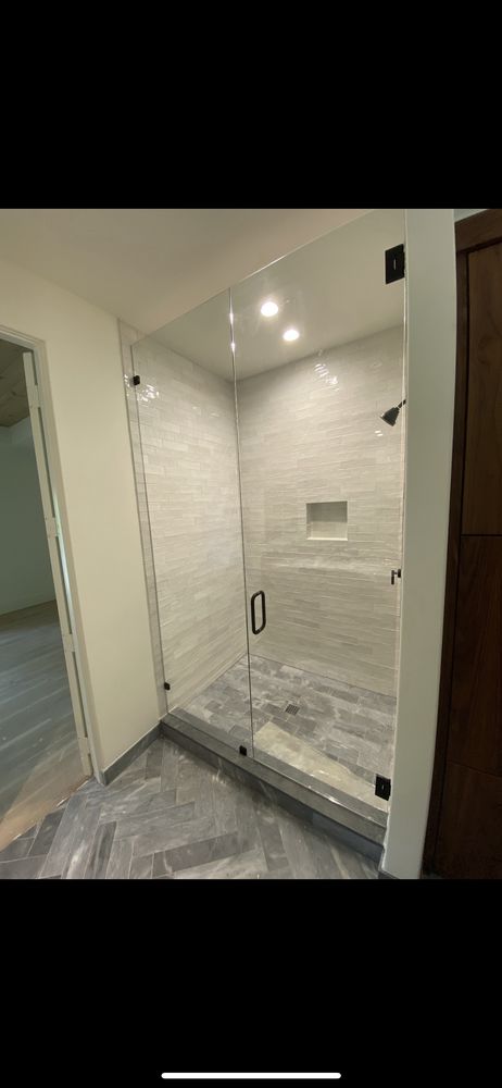 Slide of MLG Roof Masters