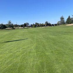 Tri-Mountain Golf Course - Clubhouse