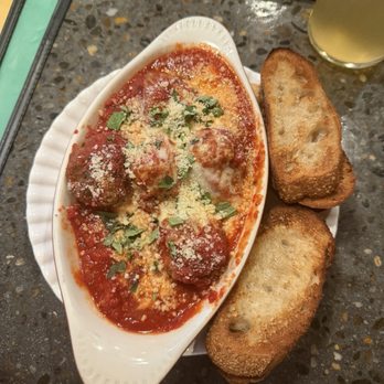 Baker's Bar - Meatballs!  Happy hour 8$ - Bars Near Me - Charleston, South Carolina