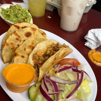 El Coco Loco Modesto - Tacos gobernadores - Seafood Near Me - Modesto, California