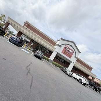 Grocery Outlet - Exterior - Grocery Near Me - Virginia Beach, Virginia