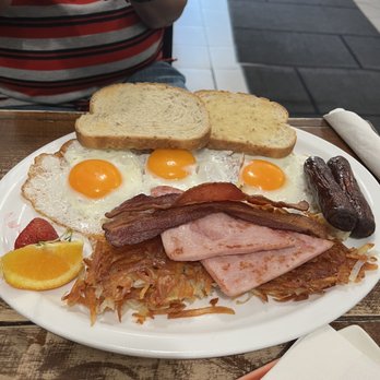Jimmy's Lunch Box - Farmer's breakfast - Breakfast & Brunch Near Me - Maple Ridge, British Columbia