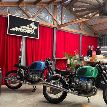 Wolfsmiths Heights - Motorcycle Dealers Near Me - Houston, Texas