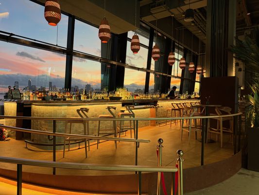 El Bar by null