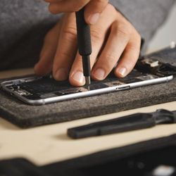 Burlingame IPhone Repair - Speaker, microphone, camera, camera lens, etc. replacement.
