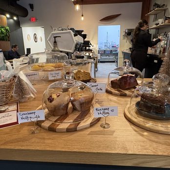 Zensia - Coffee & Tea Near Me - Clayton, Missouri