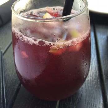 Batch - red sangria - American Near Me - Miami, Florida Batch - red sangria - American Near Me - Miami, Florida