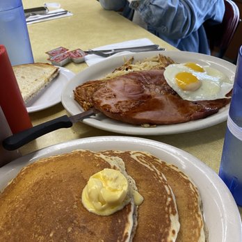 Nick's Cafe - HUGE PANCAKES AND HAM !! - Diners Near Me - Los Angeles, California