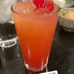 Pineapple upside down drink Pineapple upside down drink