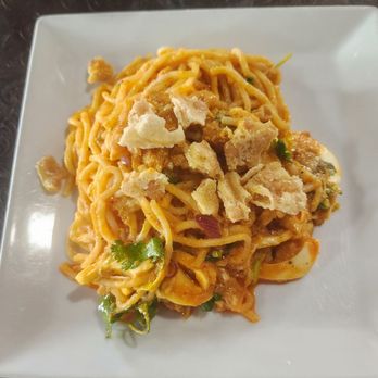 Mandalay Restaurant and Bar - Burmese noodle salad - Thai Near Me - Niagara Falls, New York Mandalay Restaurant and Bar - Burmese noodle salad - Thai Near Me - Niagara Falls, New York