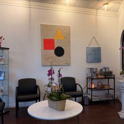 Orange Park Smile  - Office inviting reception room