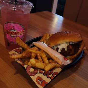 Senders - Fried chicken burger with seasoned fries, sauce package, and drink combo - Burgers Near Me - San Fernando, California Senders - Fried chicken burger with seasoned fries, sauce package, and drink combo - Burgers Near Me - San Fernando, California