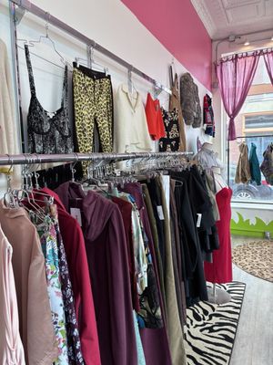 Weekend Vintage by null