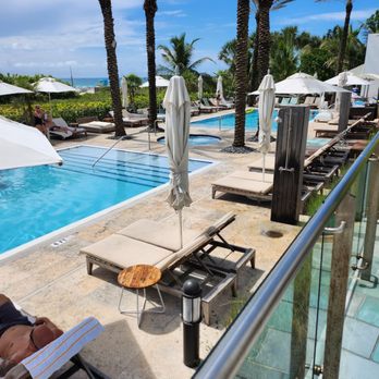 Marriott Stanton South Beach - Pool deck - Hotels Near Me - Miami Beach, Florida Marriott Stanton South Beach - Pool deck - Hotels Near Me - Miami Beach, Florida